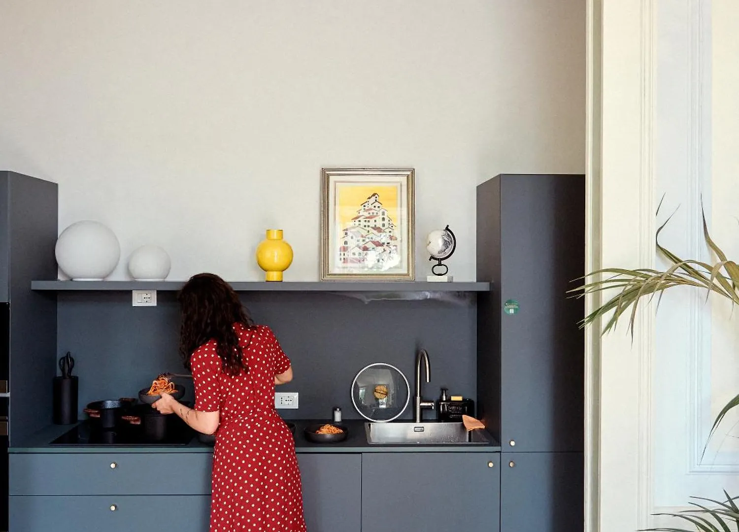 Rego Apartments - Boutique Aparthotel With Some Off-Site Apartments In A Charming Historic District Close To Upper Town Bergamo