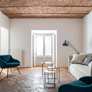 Appartamento Brera In San Fermo, Milano