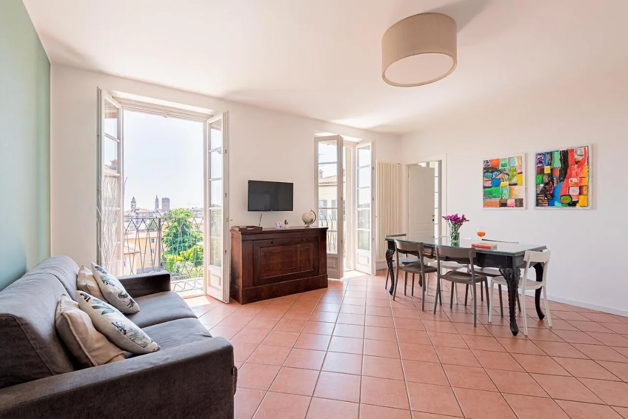 Rego Apartments - Boutique Aparthotel With Some Off-Site Apartments In A Charming Historic District Close To Upper Town Bergamo