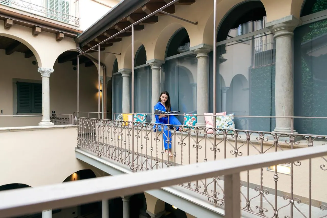 Rego Apartments - Boutique Aparthotel With Some Off-Site Apartments In A Charming Historic District Close To Upper Town Bergamo